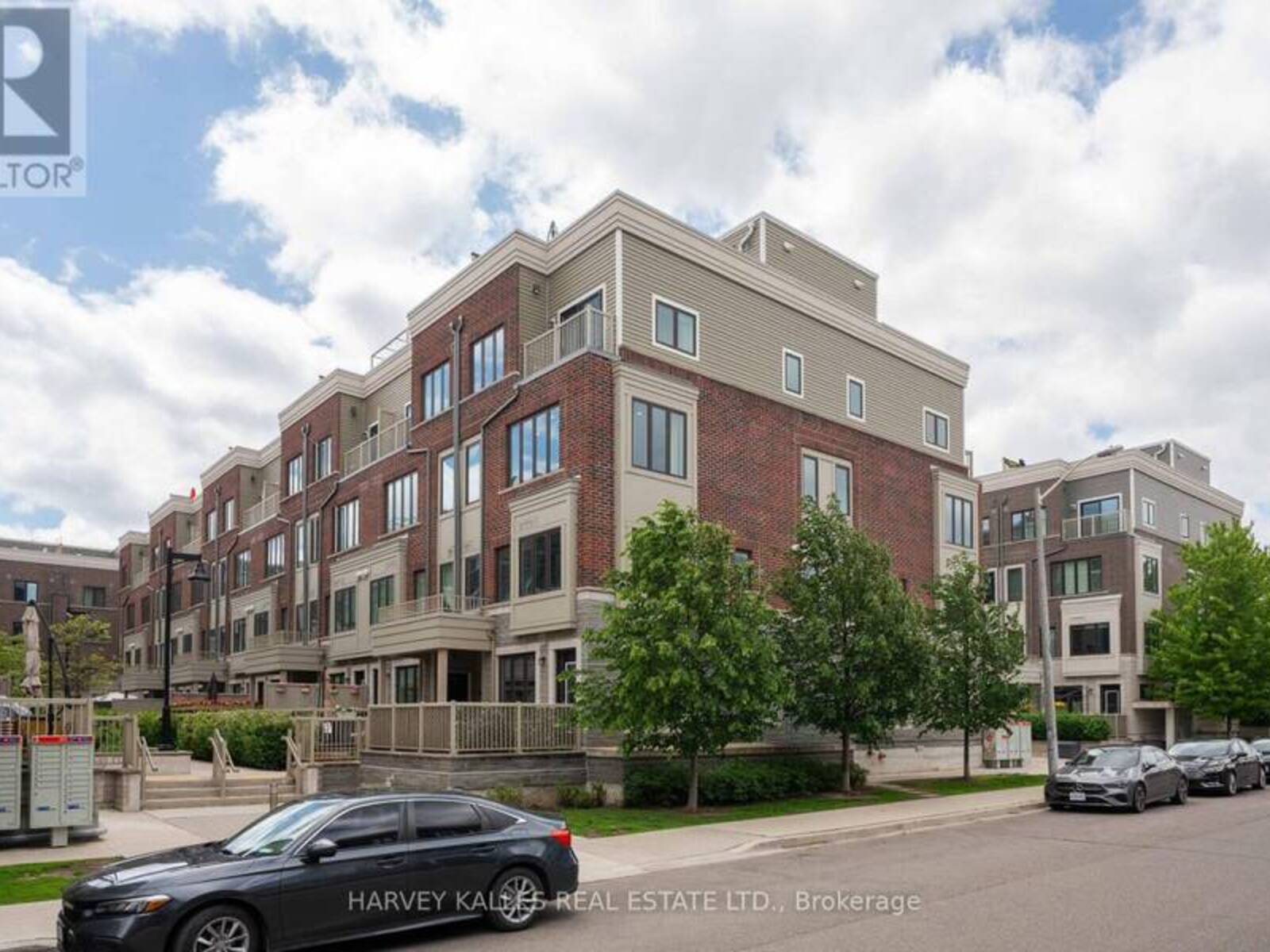35 - 85 EASTWOOD PARK GARDENS, Toronto, Ontario M4W 3Y8