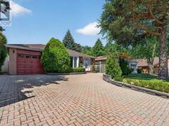 16 EARSWICK DRIVE Toronto Ontario, M1E 1C6