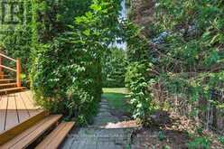 16 EARSWICK DRIVE | Toronto Ontario | Slide Image Thirty-nine