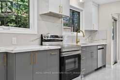 16 EARSWICK DRIVE | Toronto Ontario | Slide Image Nine
