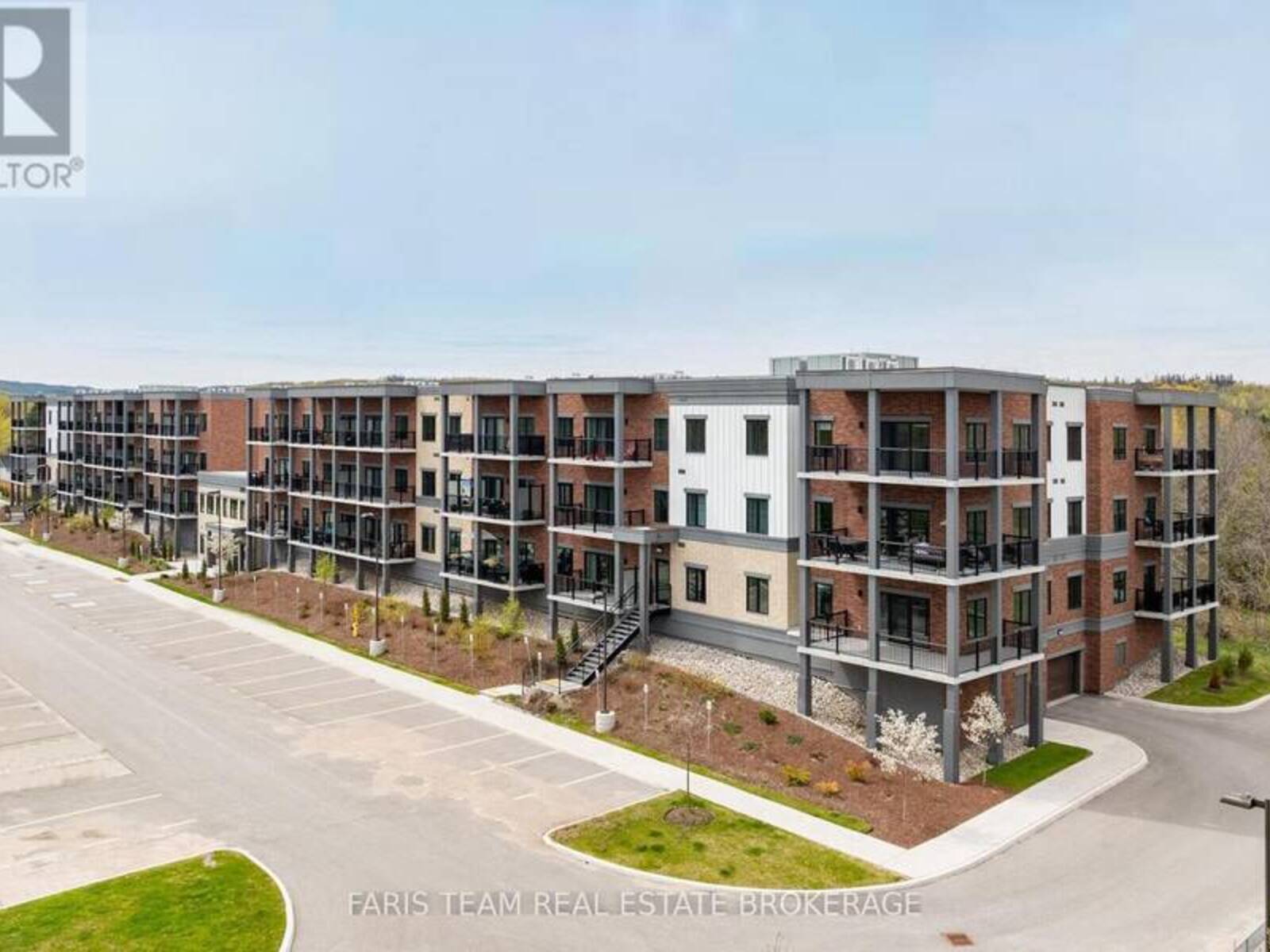 224 - 121 MARY STREET, Creemore, Ontario L0M 1G0