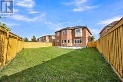 26 MOUNT ROYAL CIRCLE | Brampton Ontario | Slide Image Forty-six