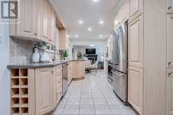 63 ROBINGLADE AVENUE | Scugog Ontario | Slide Image Ten