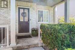 9 - 35 MOUNTFORD DRIVE | Guelph Ontario | Slide Image Four