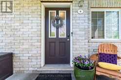9 - 35 MOUNTFORD DRIVE | Guelph Ontario | Slide Image Six