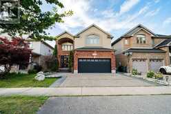 444 THOMAS SLEE DRIVE | Kitchener Ontario | Slide Image One