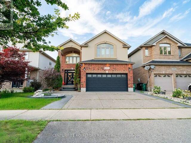 444 THOMAS SLEE DRIVE Kitchener Ontario, N2P 2X6 - 8 Bedrooms Home For Sale
