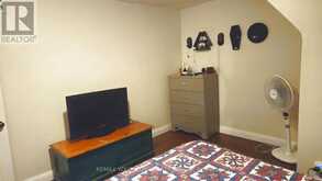 520 CROMWELL AVENUE | Oshawa Ontario | Slide Image Thirteen