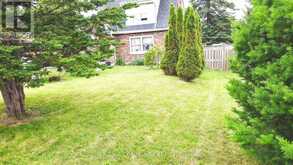520 CROMWELL AVENUE | Oshawa Ontario | Slide Image Seventeen