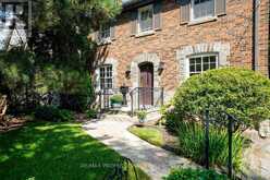 65 DUNEDIN DRIVE | Toronto Ontario | Slide Image Three