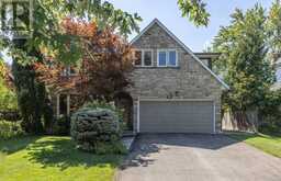 25 GOSSAMER AVENUE | Toronto Ontario | Slide Image One