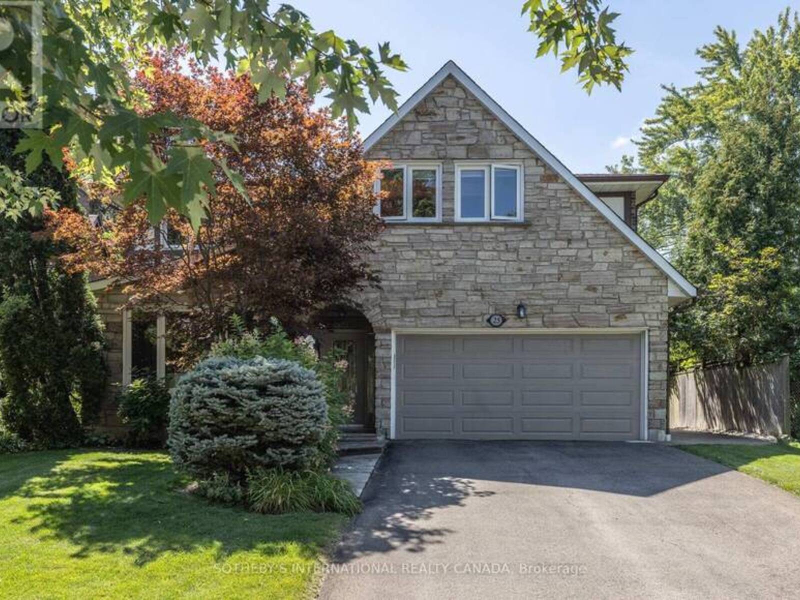 25 GOSSAMER AVENUE, Toronto, Ontario M2M 2X3