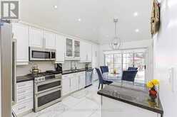 62 GREENCROFT CRESCENT | Markham Ontario | Slide Image Ten