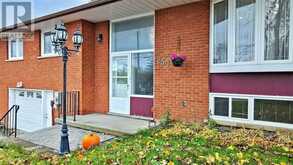 259 SIMCOE ROAD | Bradford West Gwillimbury Ontario | Slide Image Two