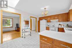 10 JOEL AVENUE | Georgina Ontario | Slide Image Twelve