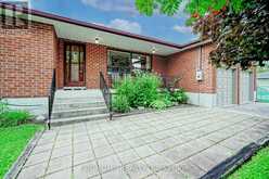 10 JOEL AVENUE | Georgina Ontario | Slide Image Five