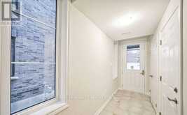 1449 NATIONAL COMMON | Burlington Ontario | Slide Image Thirty