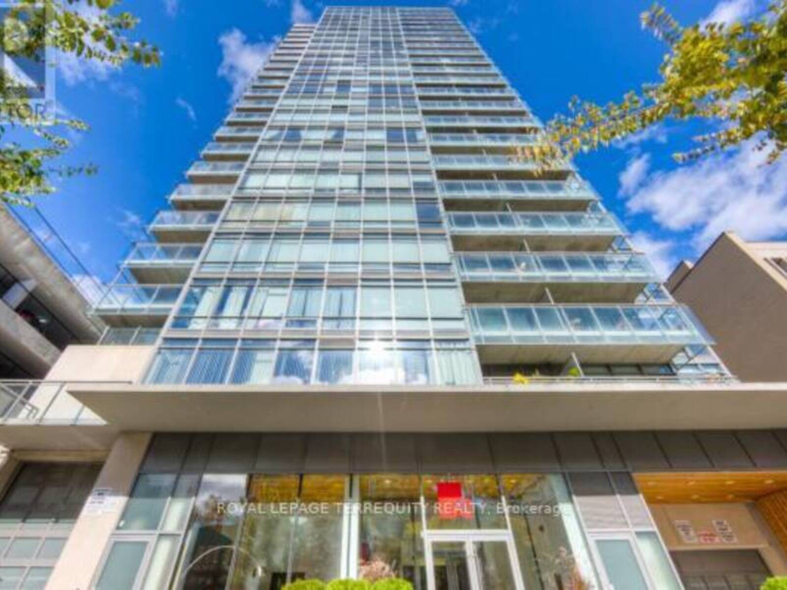 708 - 22 WELLESLEY STREET E, Toronto, Ontario M4Y 1G3