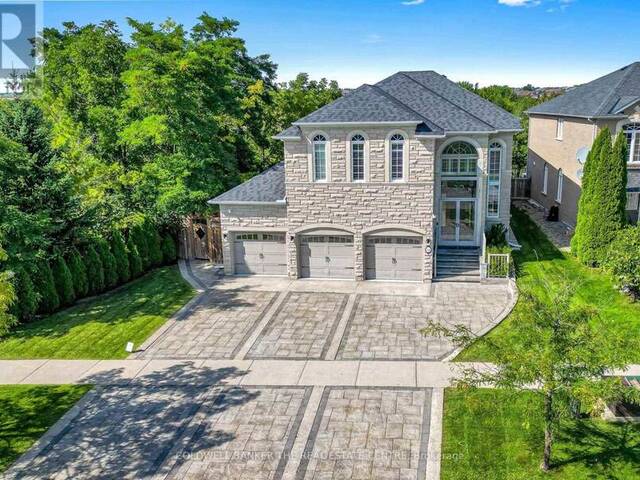 32 PRINCETON AVENUE Richmond Hill Ontario, L4S 2E3 - 5 Bedrooms Home For Sale