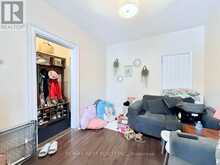 231 ROSEMOUNT AVENUE | Toronto Ontario | Slide Image Six