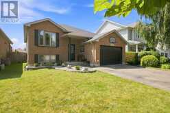 22 OSBORN AVENUE | Brantford Ontario | Slide Image Ten