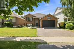 22 OSBORN AVENUE | Brantford Ontario | Slide Image Two