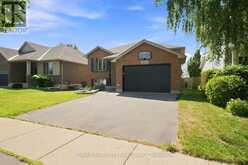 22 OSBORN AVENUE | Brantford Ontario | Slide Image Three