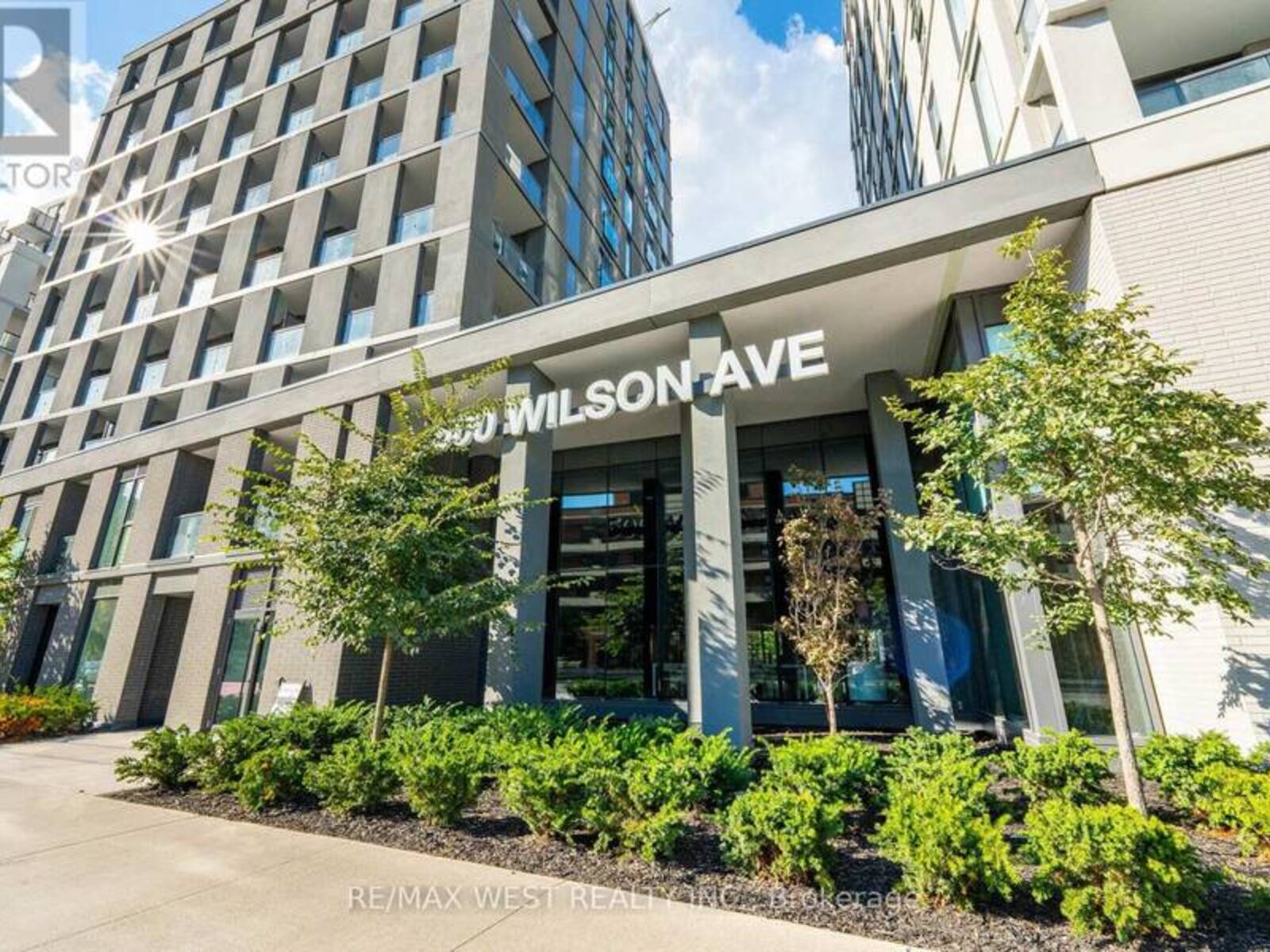 721 - 500 WILSON AVENUE, Toronto, Ontario M3H 5Y9
