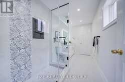 71 FUTURA AVENUE | Richmond Hill Ontario | Slide Image Thirty-one