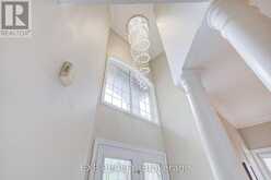 71 FUTURA AVENUE | Richmond Hill Ontario | Slide Image Three