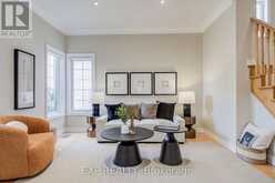 71 FUTURA AVENUE | Richmond Hill Ontario | Slide Image Four