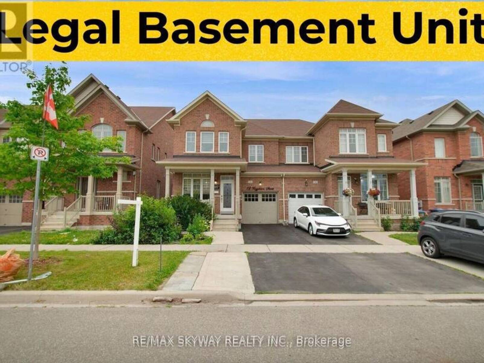 12 FITZGIBSON STREET, Brampton, Ontario L6Y 5Y5