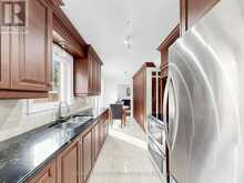 19 POST HORN GROVE | Toronto Ontario | Slide Image Sixteen