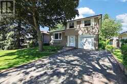 32 FARMINGTON DRIVE | Brampton Ontario | Slide Image Two