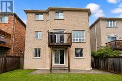 89 PATTI MCCULLOCH WAY | Newmarket Ontario | Slide Image Forty-five