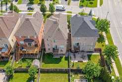 89 PATTI MCCULLOCH WAY | Newmarket Ontario | Slide Image Forty-eight