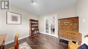 15 MARSH STREET | Richmond Hill Ontario | Slide Image Eighteen