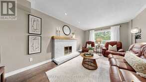 15 MARSH STREET | Richmond Hill Ontario | Slide Image Nine