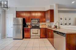 676 ROWLEY COMMON | Burlington Ontario | Slide Image Six