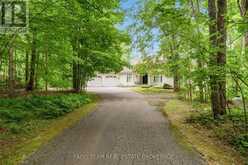 1037 ROCKCASTLE ROAD | Gravenhurst Ontario | Slide Image Four