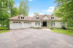 1037 ROCKCASTLE ROAD | Gravenhurst Ontario | Slide Image Five