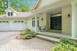 1037 ROCKCASTLE ROAD | Gravenhurst Ontario | Slide Image Six