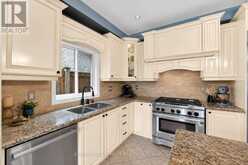 58 PEACH TREE LANE | Grimsby Ontario | Slide Image Nine
