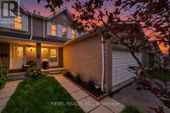 22 KIPLING CRESCENT | Ajax Ontario | Slide Image One
