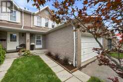 22 KIPLING CRESCENT | Ajax Ontario | Slide Image Two