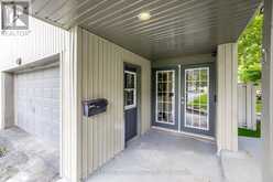 6 ASHDALE COURT | Barrie Ontario | Slide Image Three