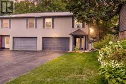 6 ASHDALE COURT | Barrie Ontario | Slide Image Four