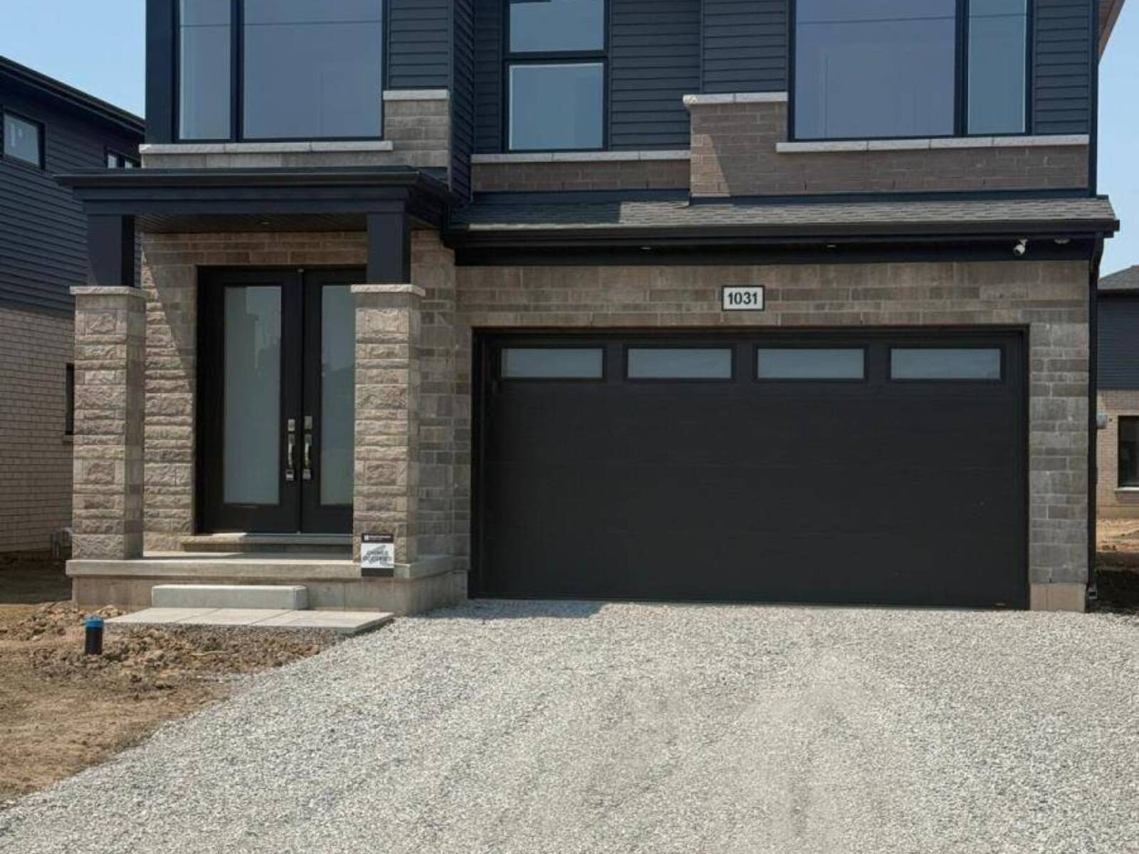1031 ALLISTON AVENUE, Fort Erie, Ontario L2A 0H3