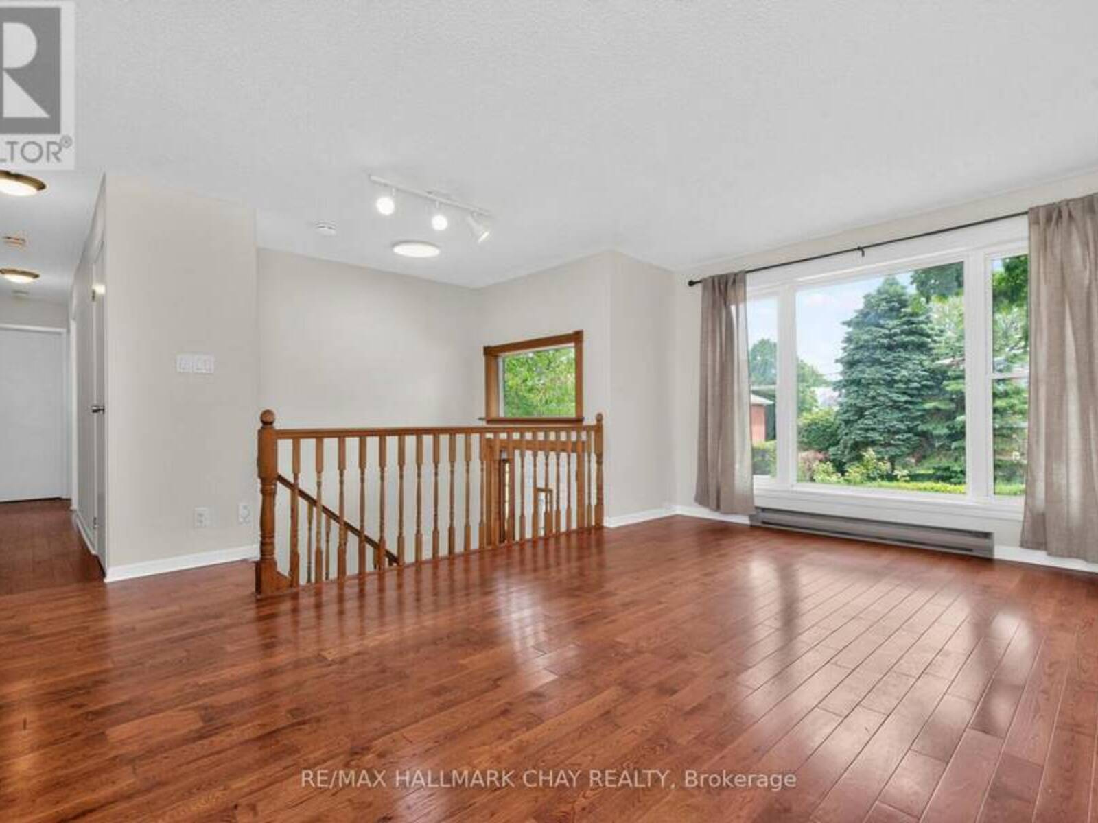 716 DOMINION AVENUE, Midland, Ontario L4R 1S6