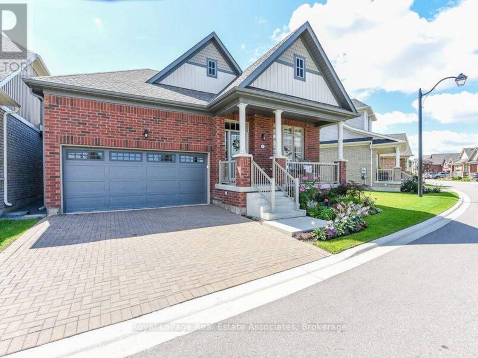 4 ABELIA STREET, Brampton, Ontario L6R 3W9